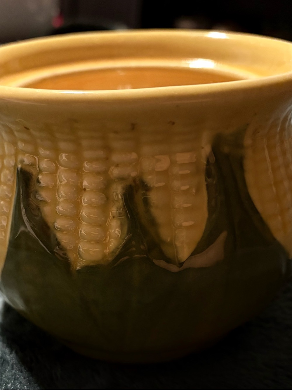Vintage Shawnee Pottery Corn King #78 sugar bowl w/ no lid